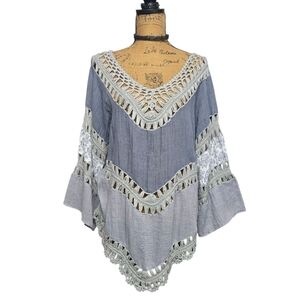 Hyku Long Sleeve V-Neck Crochet Detail Boho Blouse Top Sz Large Blue